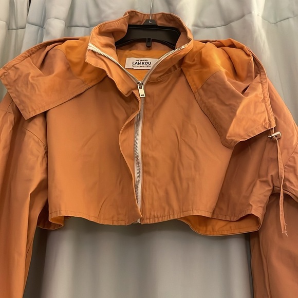 3‎ for $25! Lan Kou Women's Orange Cropped Jacket - Picture 3 of 7